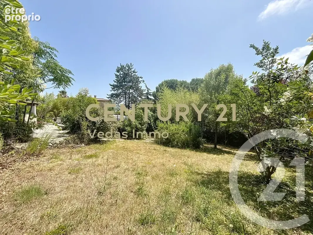 Terrain 370 m² à vendre à Pignan (34570) - photo 1