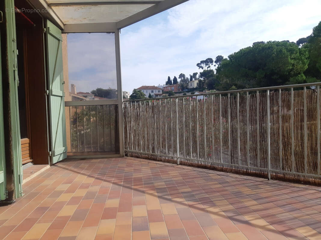 Appartement à HYERES