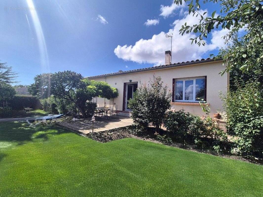 Photo 1 - Maison à ANGLES