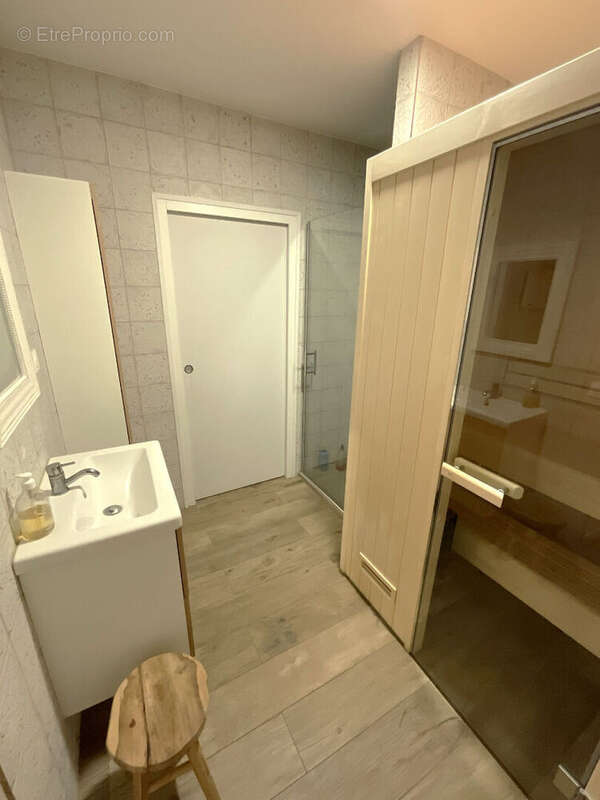 Maison à VOISINS-LE-BRETONNEUX