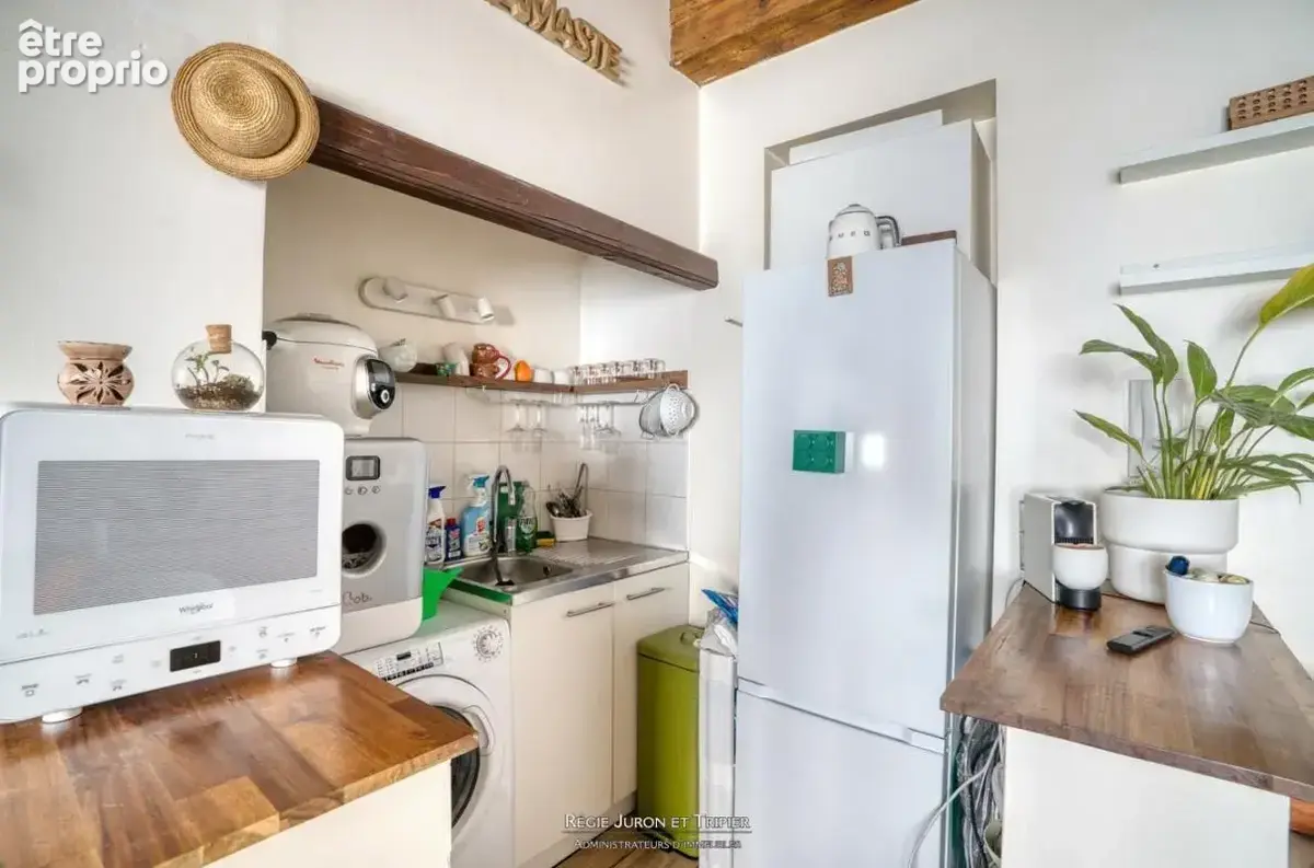 F2 - 28m² - Rue Longue - 69001 LYON - photo 5