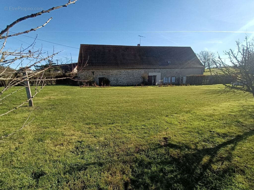 Maison à SAINT-POURCAIN-SUR-SIOULE