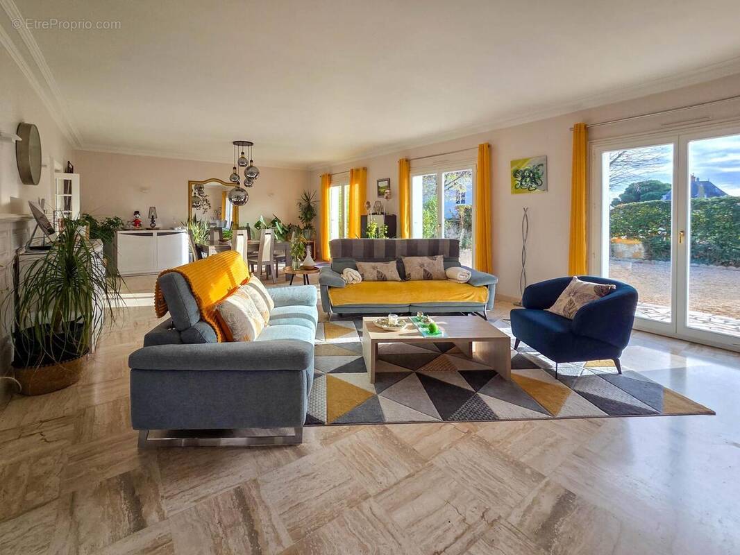 Photo 1 - Maison à LONGUE-JUMELLES