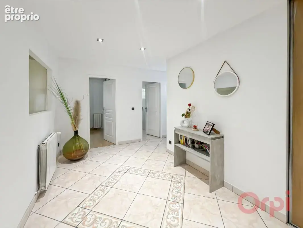 Vente villa à Marseillan avec piscine et très grand garage - photo 11