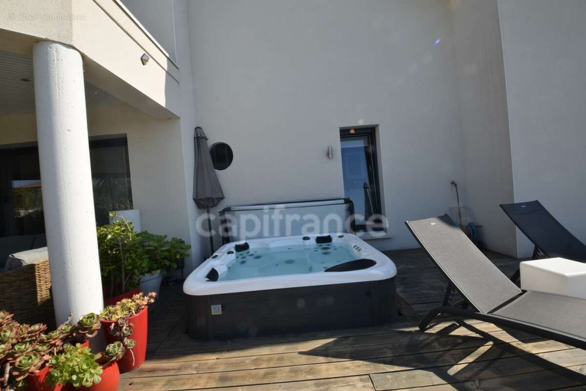 Villa d'architecte 3 chambres - piscine - jacuzzi - dépendances - proche de MARMANDE (47) - photo 26