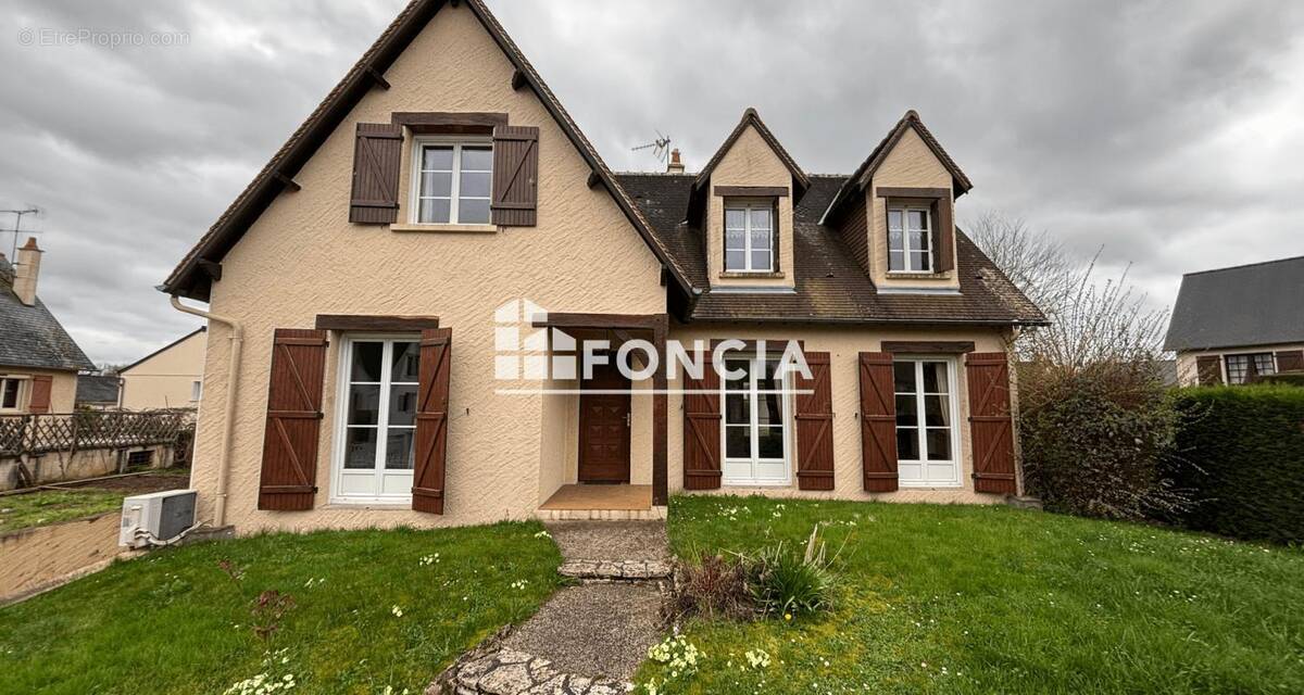 Maison à LA MEMBROLLE-SUR-CHOISILLE