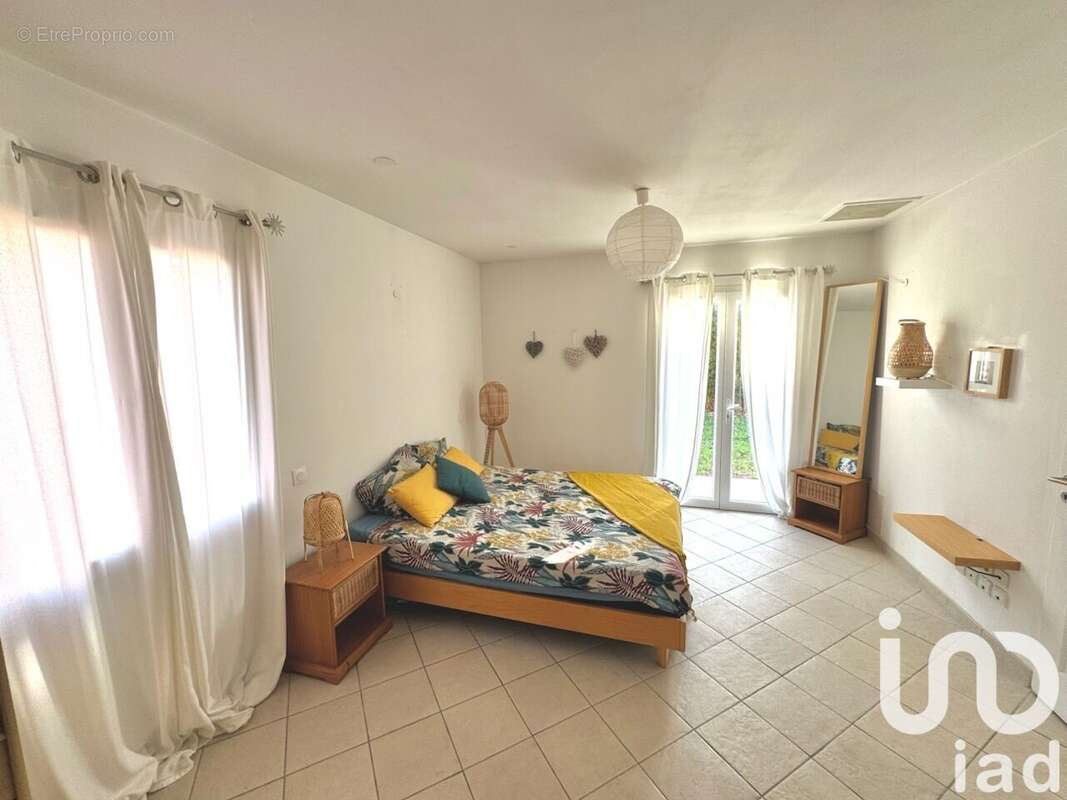 Photo 9 - Maison à CUERS