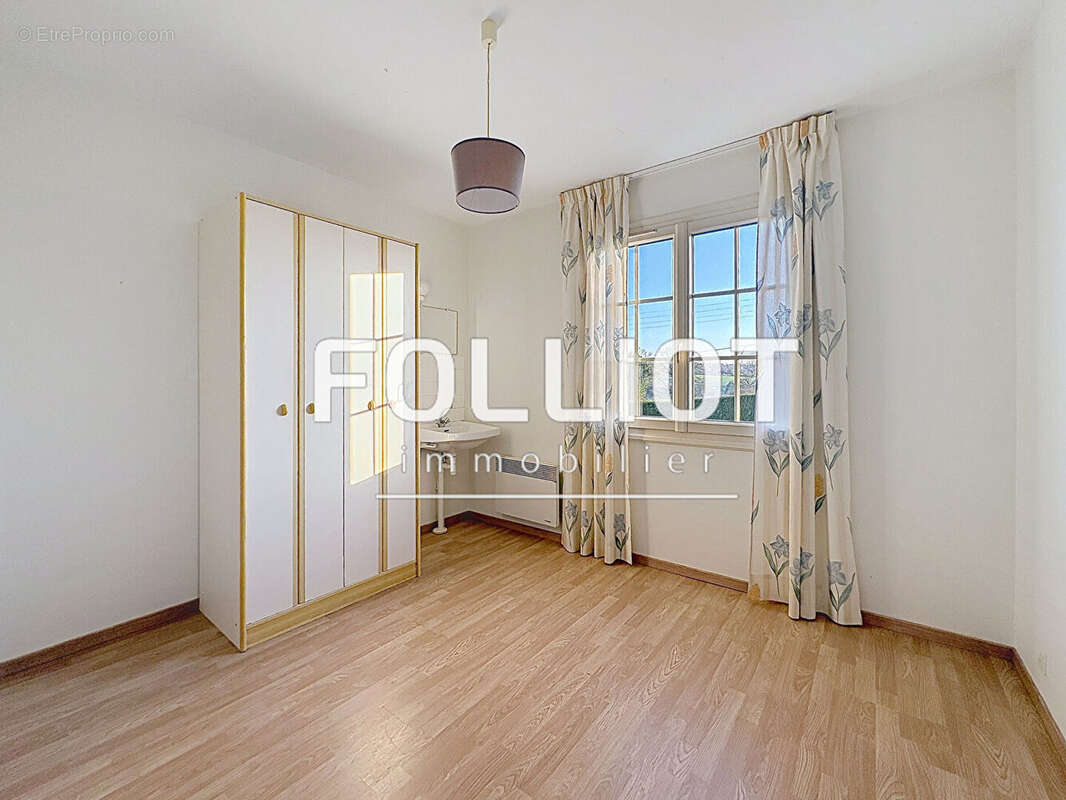 A VENDRE Maison à Saint-Amand-Villages - 50160 - photo 9
