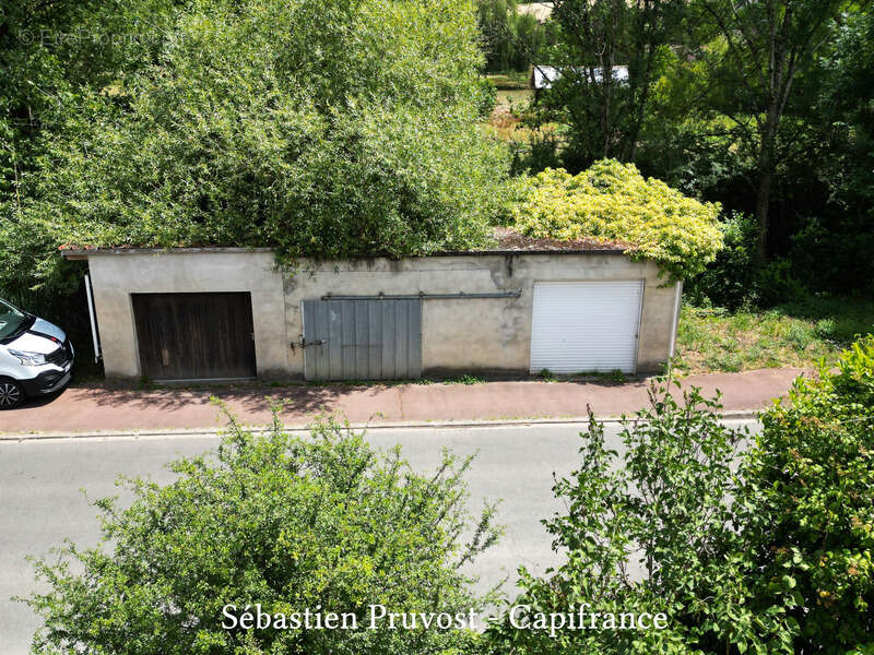 Maison à AGONAC