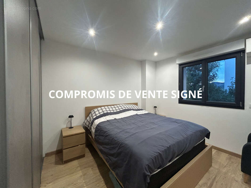 Maison à LE CASTELLET