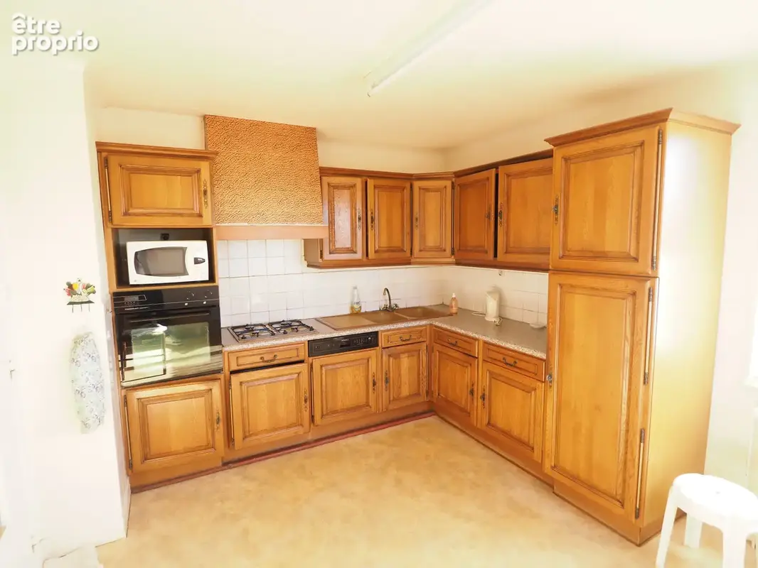 Secteur Etueffont, maison avec 3 chambres à vendre sur 7252 m2 - photo 7
