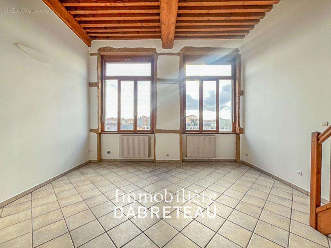 Appartement à LYON-4E