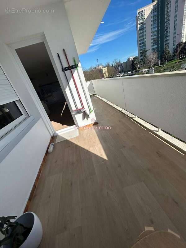 Appartement 97 m² à Le Mans  - photo 2