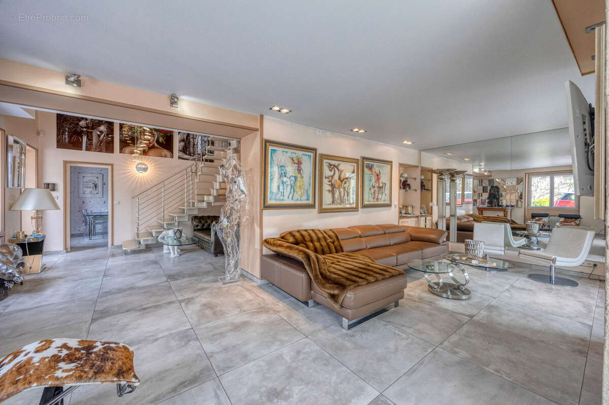 Maison à SAINT-ISMIER