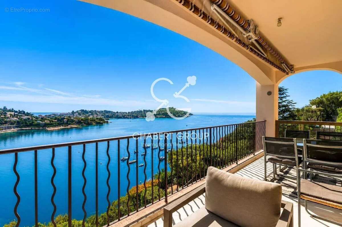 Appartement à VILLEFRANCHE-SUR-MER