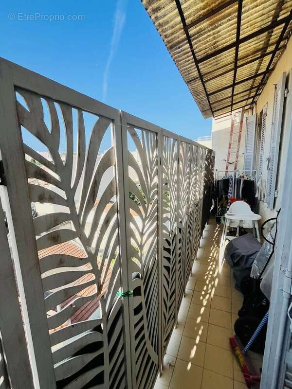 Appartement à MARSEILLE-3E