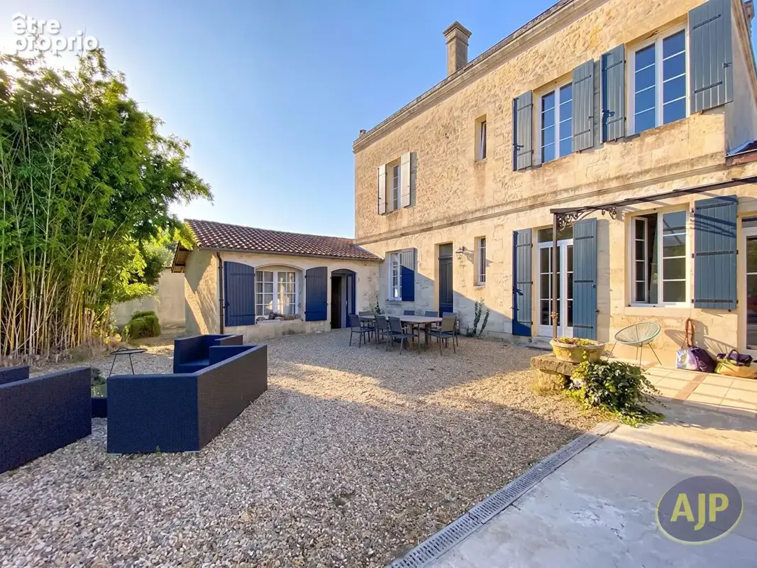 Maison à MOULIS-EN-MEDOC