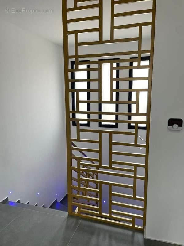 Maison à SAINT-JULIEN