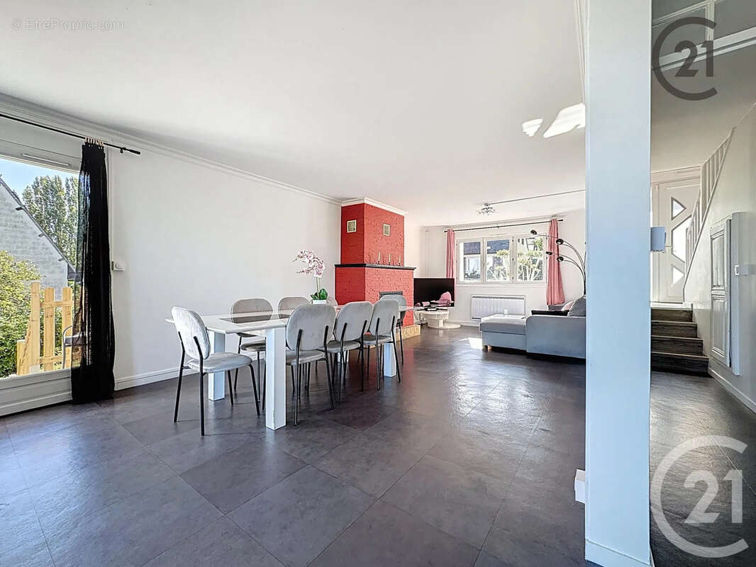 Maison à VILLERS-ALLERAND