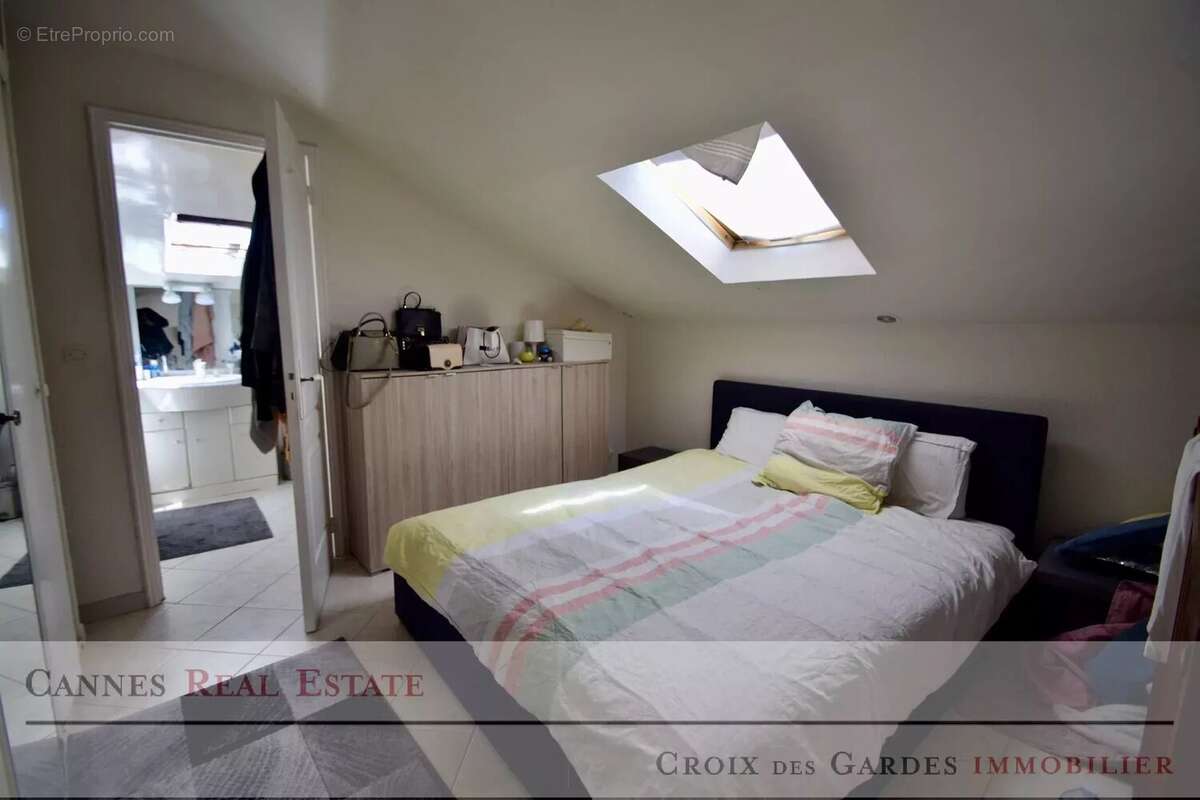 Appartement à LE CANNET