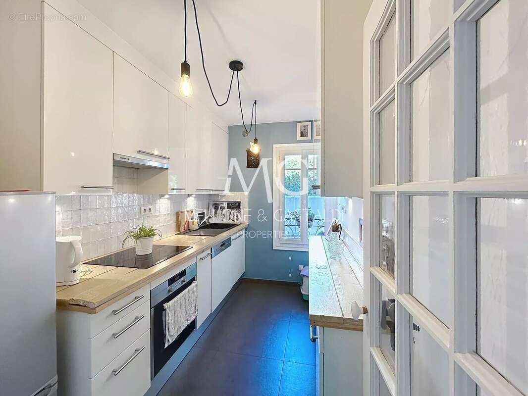 Appartement à LE CANNET