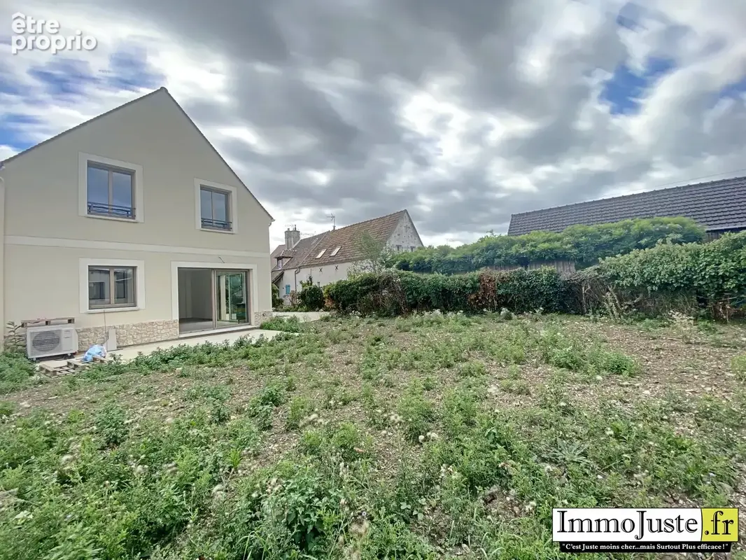 Maison 6 pièces 131 m² à vendre à Le Perray-En-Yvelines (78610) - photo 3