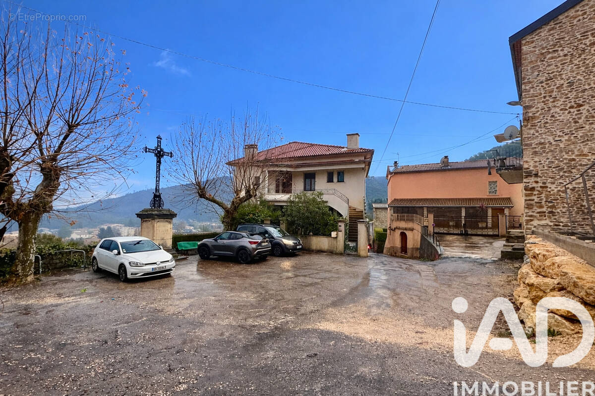 Photo 1 - Maison à LES SALLES-DU-GARDON