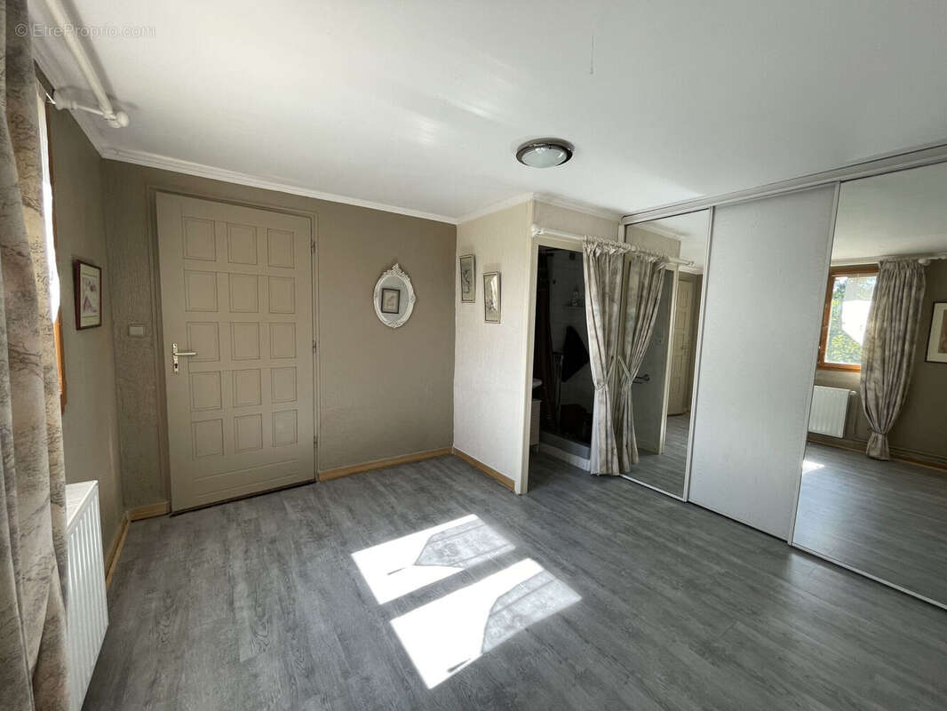 Photo 8 - Maison à TARARE