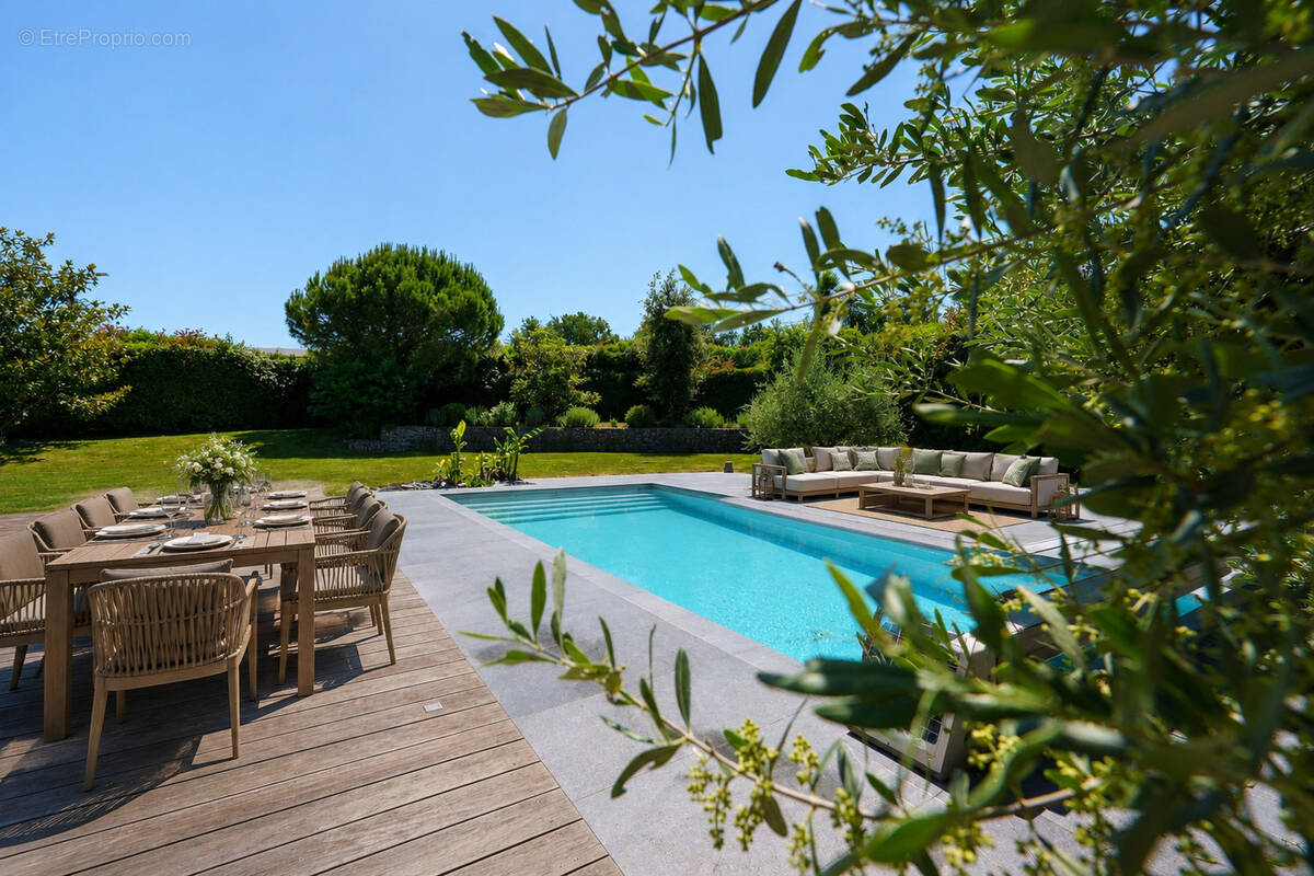 Maison à ANTHY-SUR-LEMAN