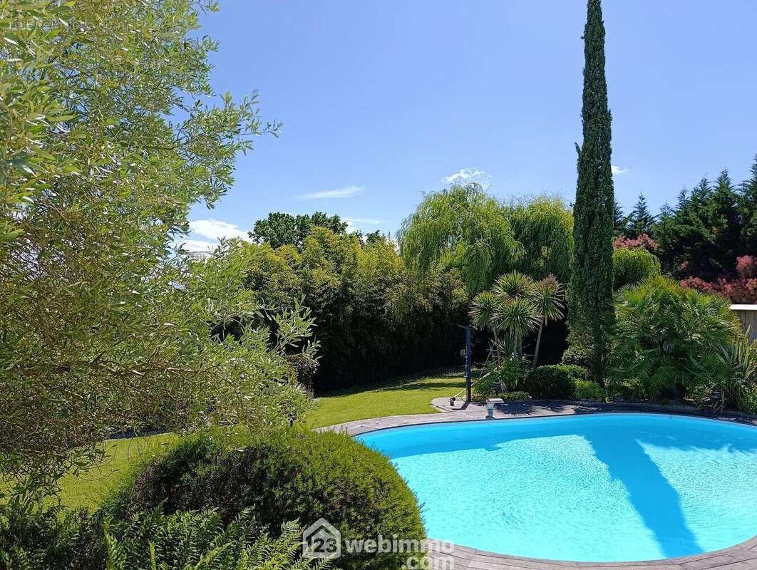Maison 250 m² à Hagetmau  - photo 7