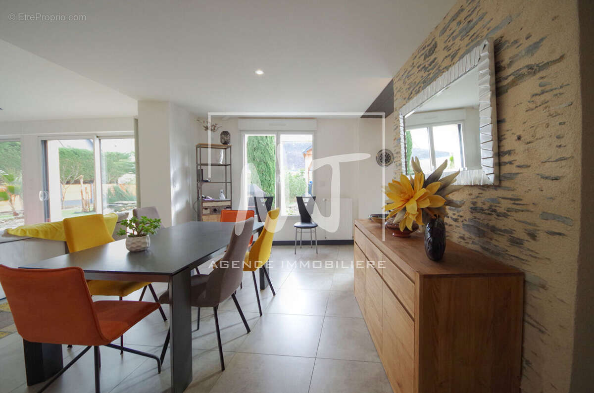 Maison longère renovée à vendre Brain sur l'Authion avec jardin paysagé - photo 4