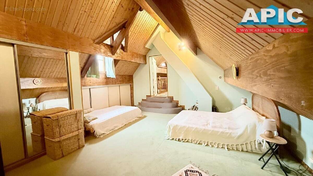 Maison 229 m² à Groslay  - photo 13