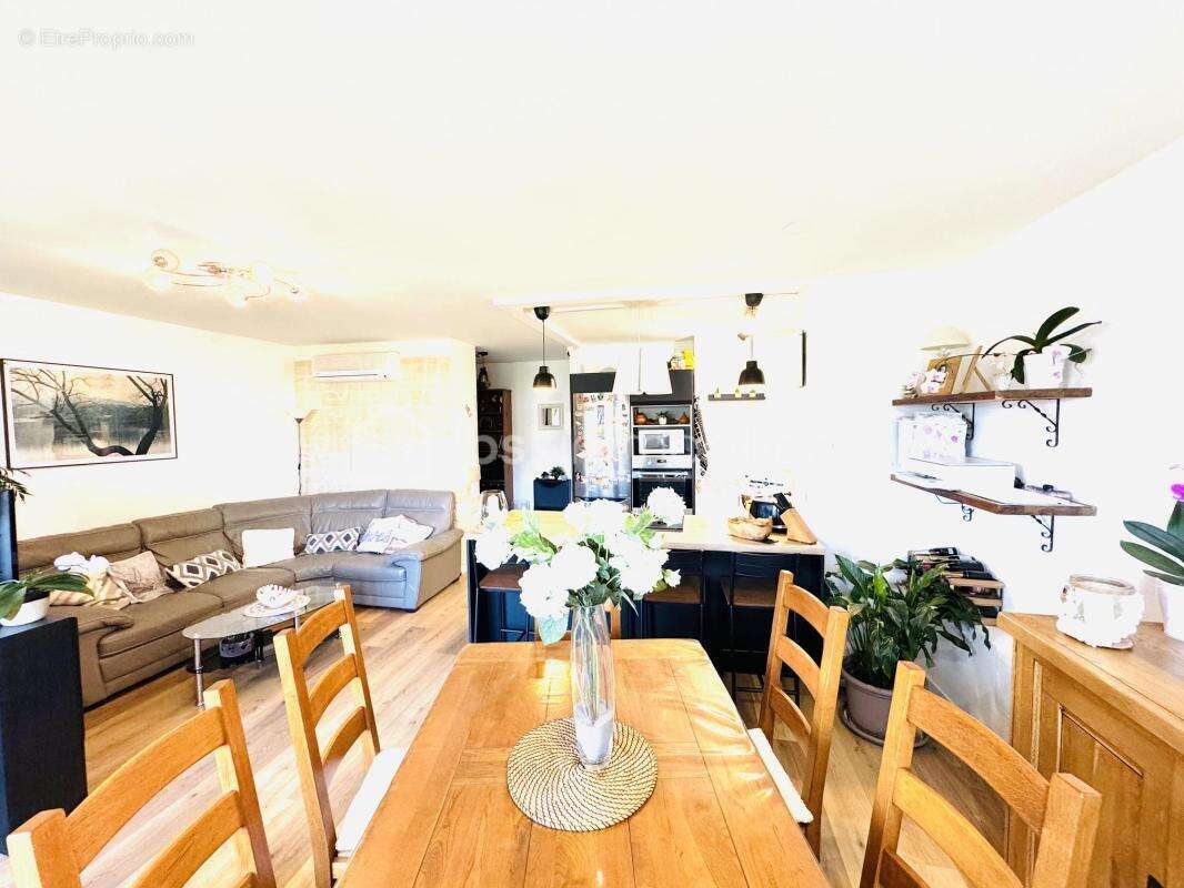 Appartement à MARSEILLE-12E