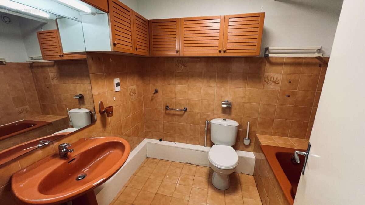 Appartement à LA VALETTE-DU-VAR