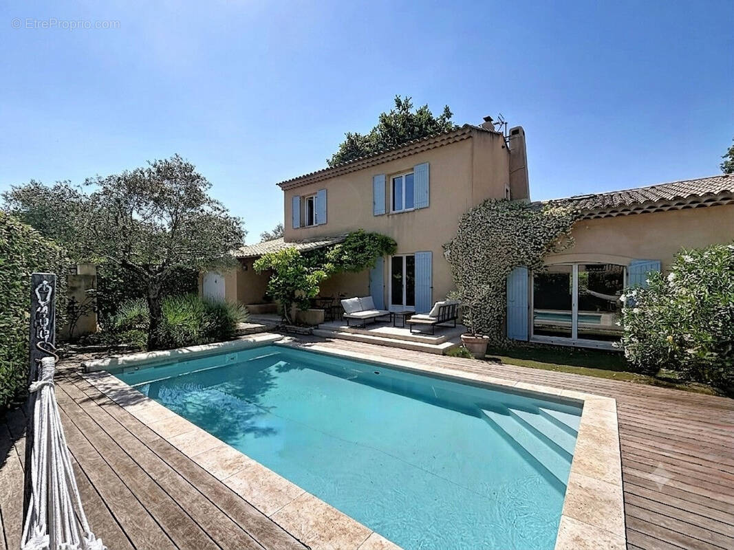 Maison à PERTUIS