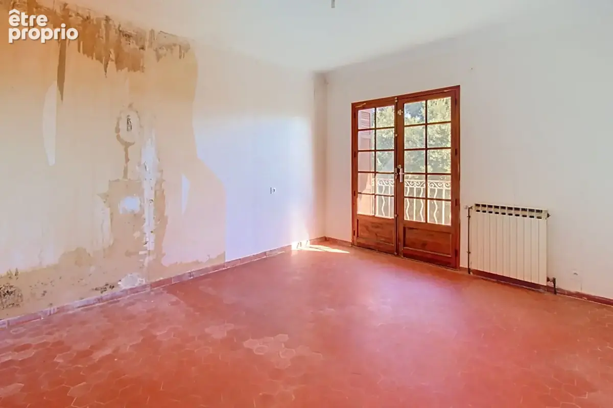 A VENDRE EN EXCLUSIVITÉ, Villa Taradeau 5 pièce(s) 93 m2 en 2 appartements, Garage, Proche village - photo 9