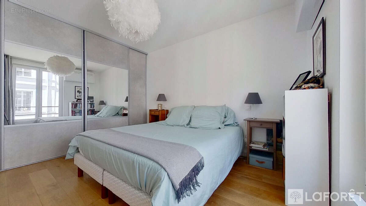 Appartement à PARIS-18E