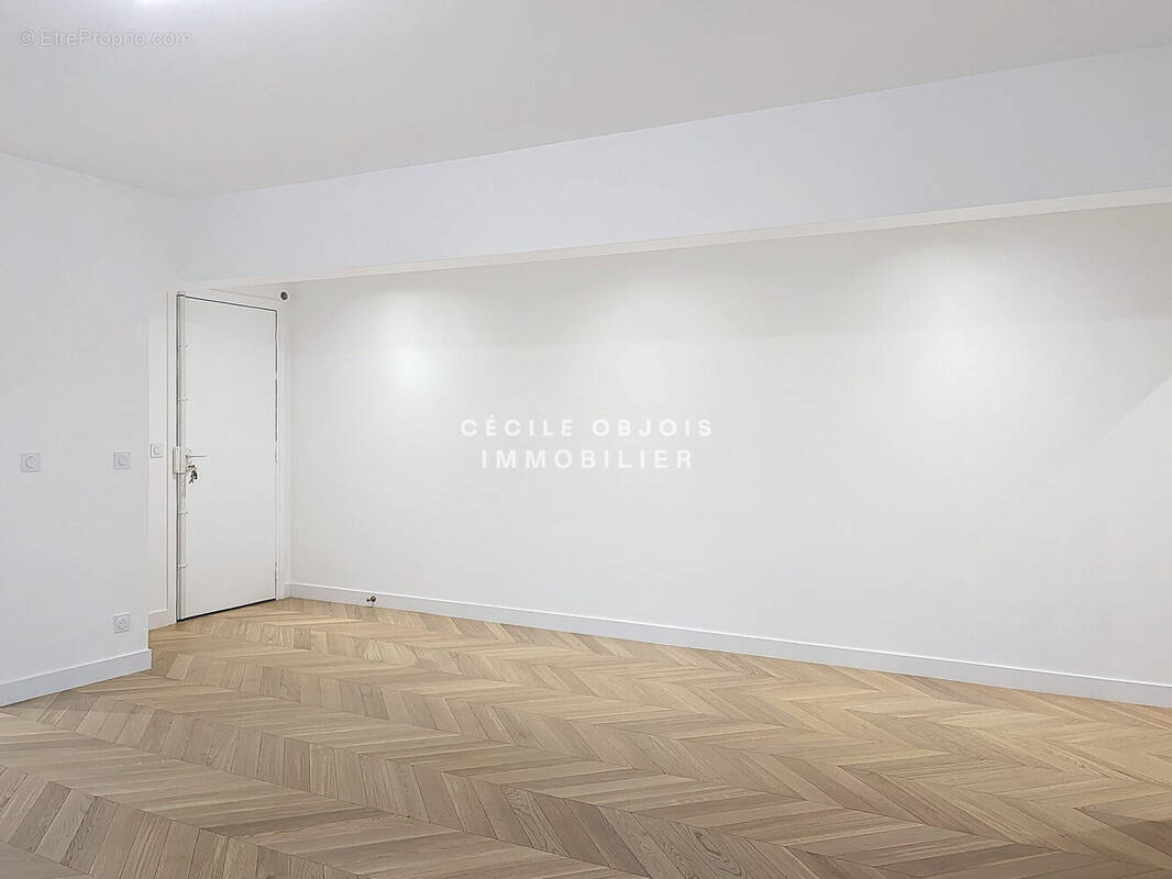 Appartement à SAINT-MAUR-DES-FOSSES