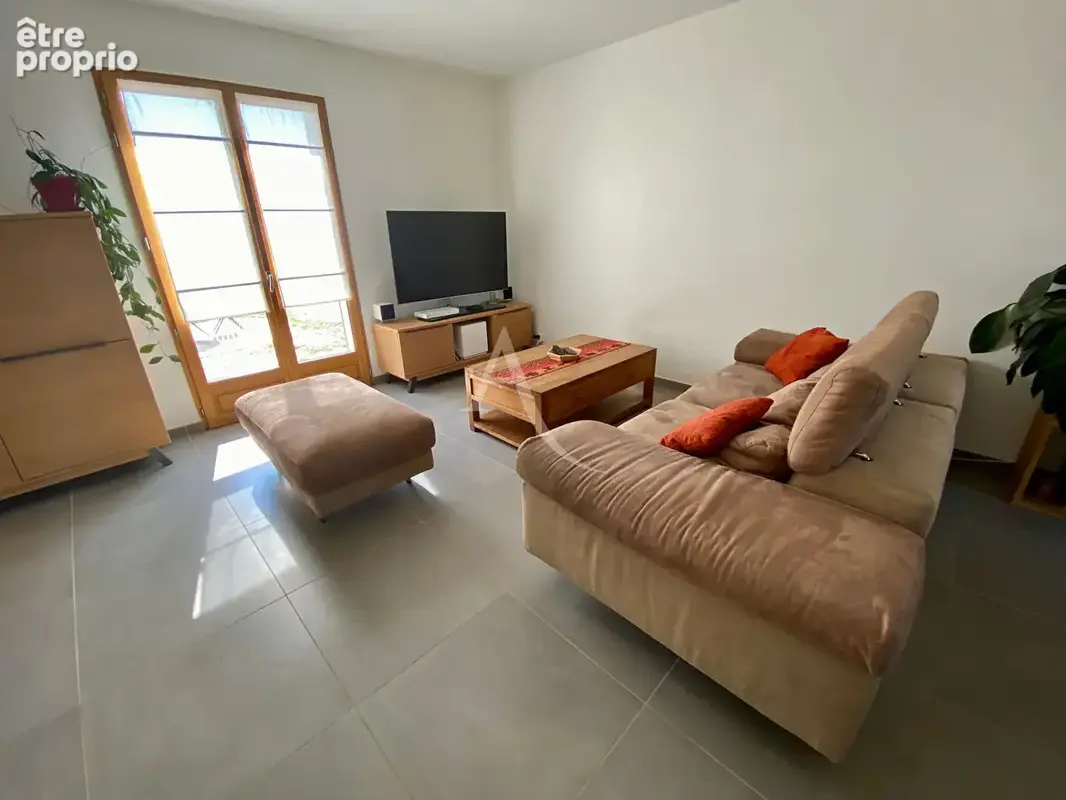 Maison plain-pied Ferolles 4 chambres 137 m2 - photo 3