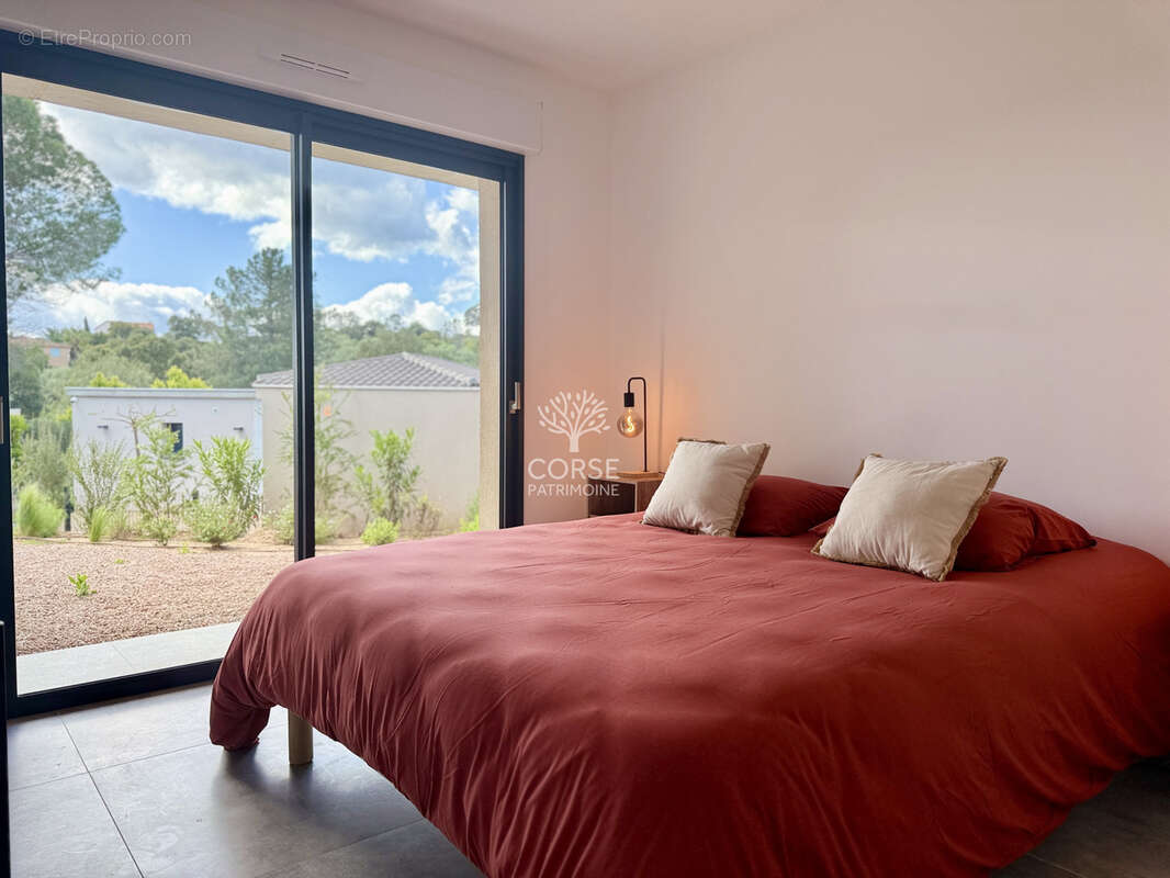 Maison à PORTO-VECCHIO