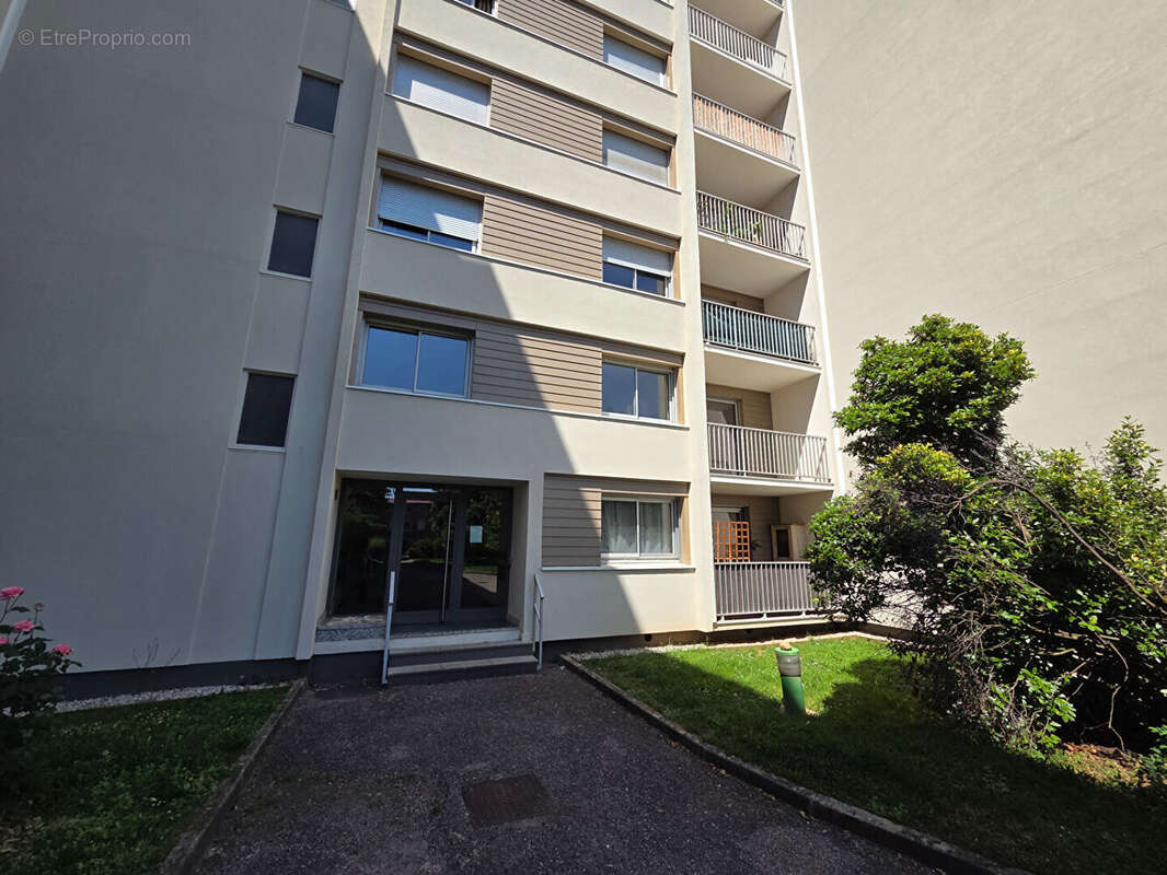 Appartement à VILLEURBANNE