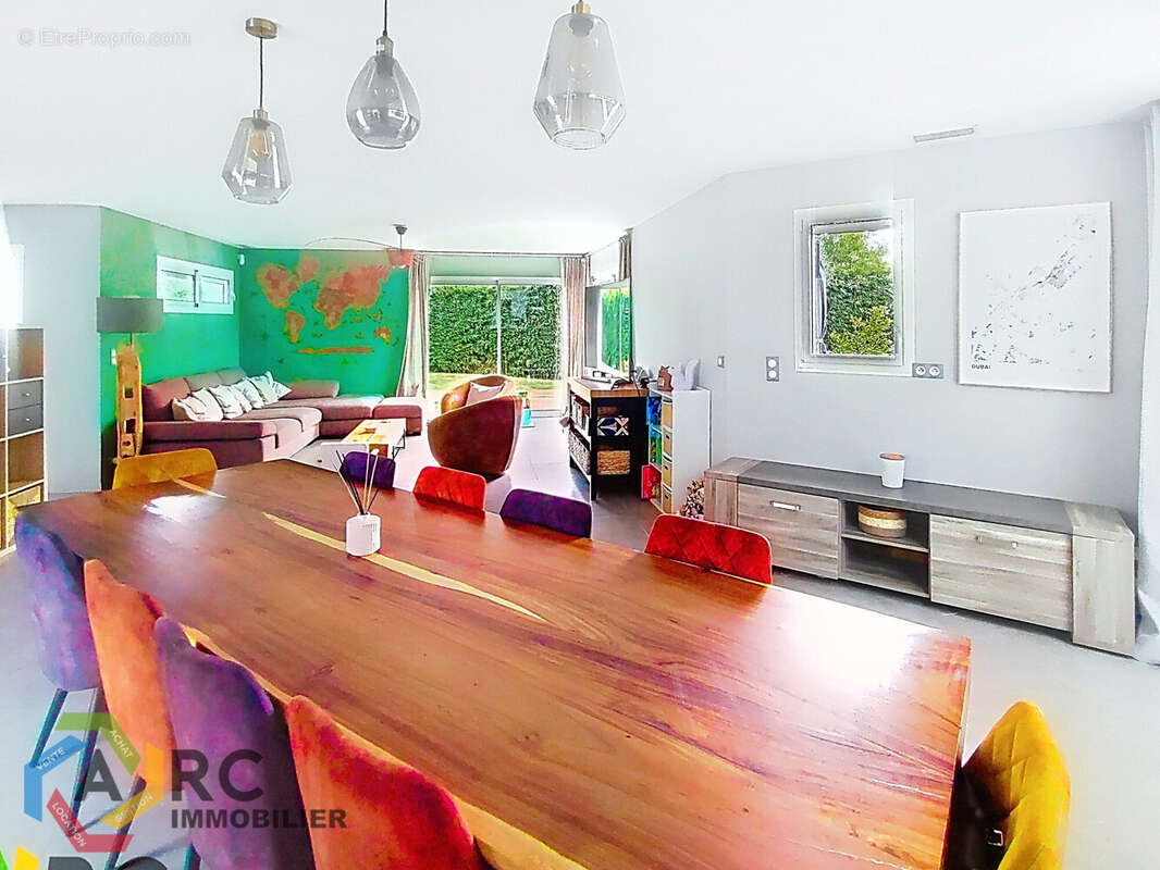 Maison 155 m² à Sandillon  - photo 2