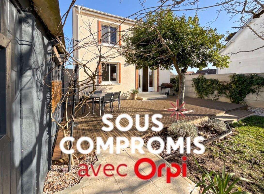 Maison à OLIVET