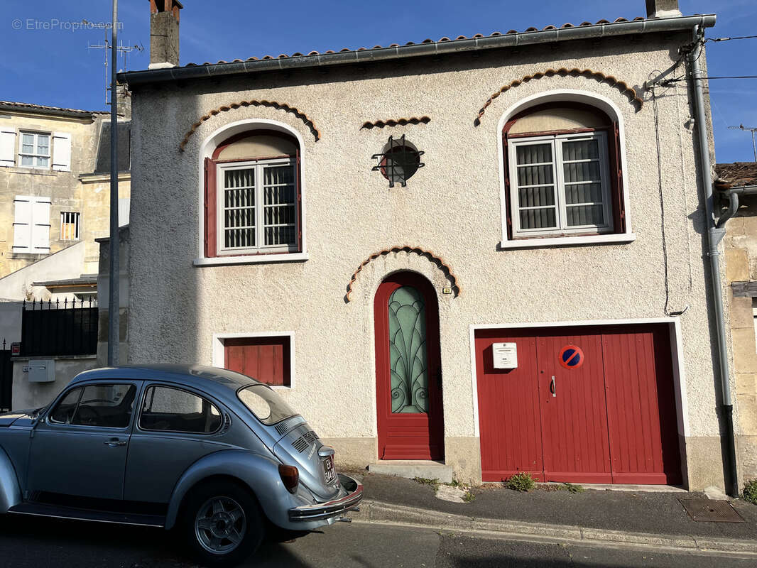 Maison à COGNAC