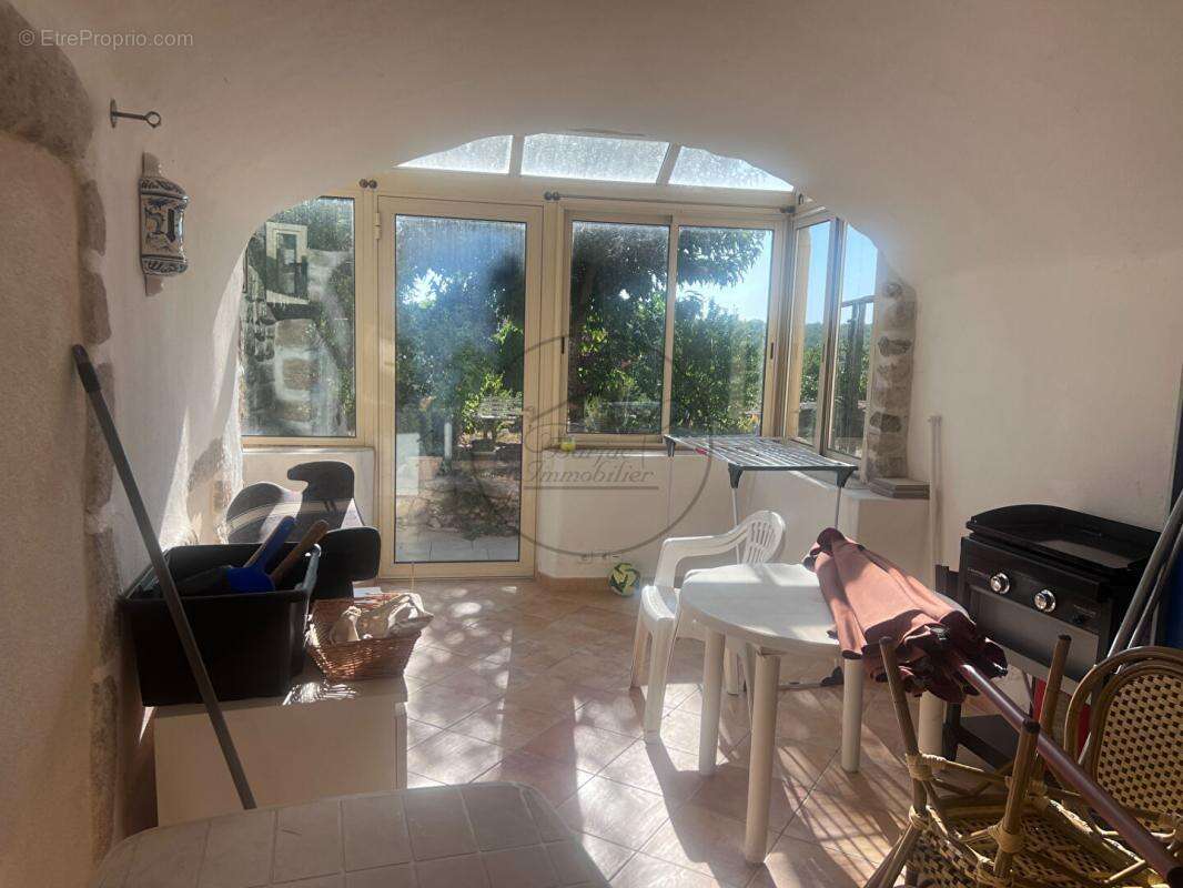 Propriété de caractère en pierres avec prestations haut de gamme, piscine et vue dégagée ? Village tous commerces - photo 15