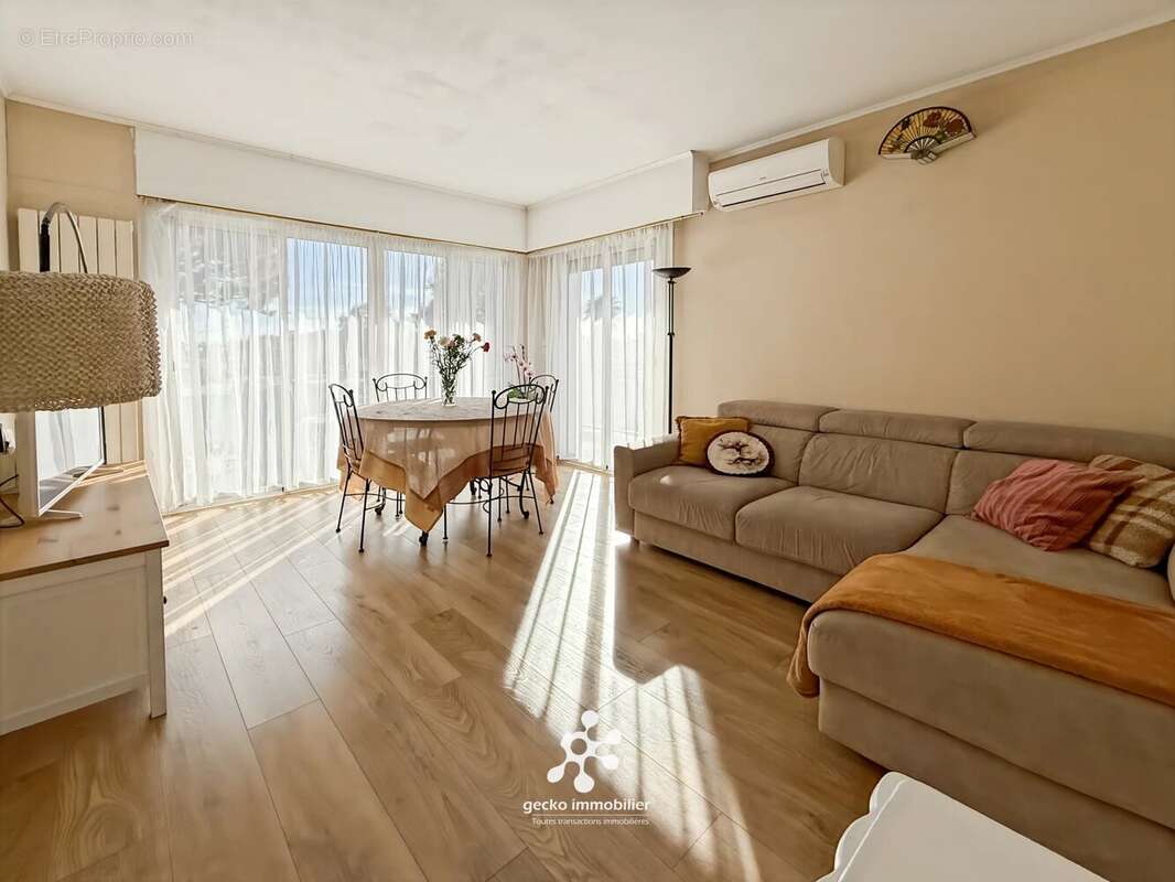 Appartement à CAGNES-SUR-MER