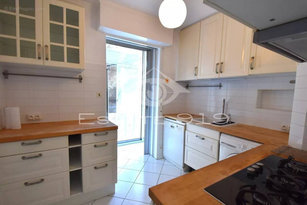 Appartement à LE CANNET