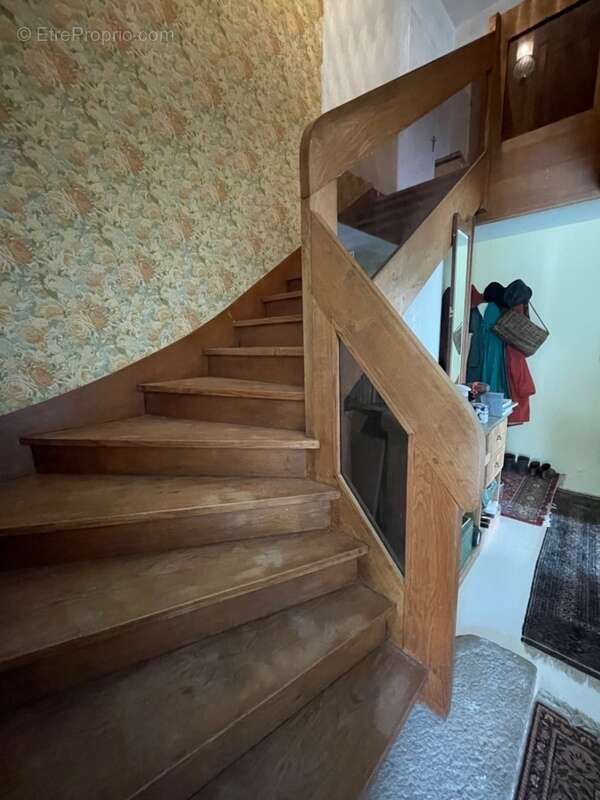 Maison à SAINT-JUNIEN