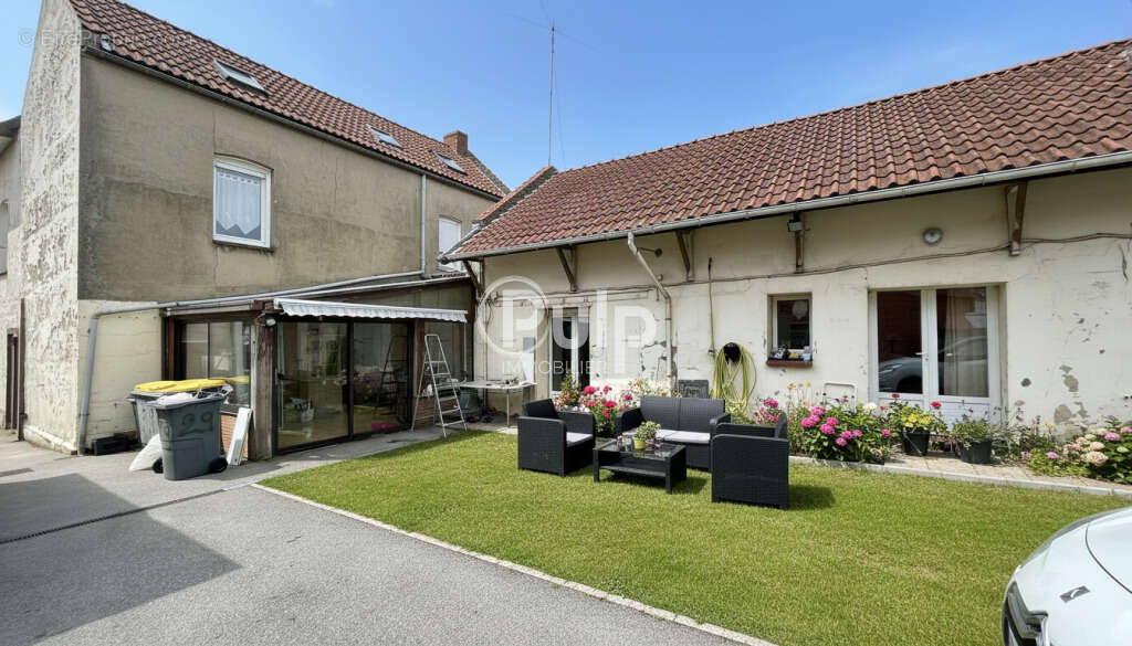 Maison à MONTIGNY-EN-GOHELLE