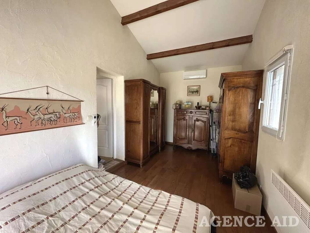 Maison à CUGES-LES-PINS